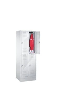 Doppelstöckiger Garderobenschrank, RAL7035, HxBxT 1800x610x500mm, 2x2 Abt., Abt. B 300mm, Drehriegel, Sockel, Korpus RAL7035